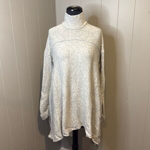 Artisan NY Women’s Small Turtleneck Long Sleeve Sweater Knit Sharkbite Hem